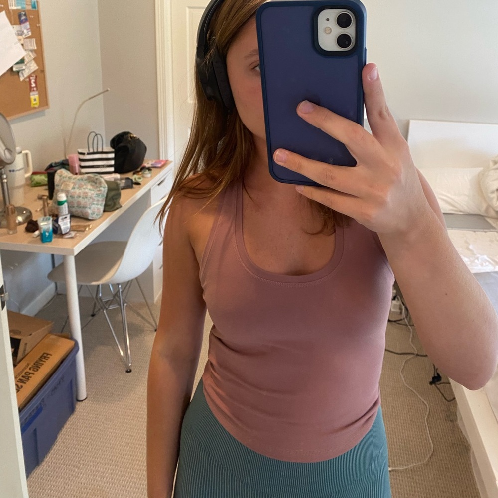 maroon lulu tank